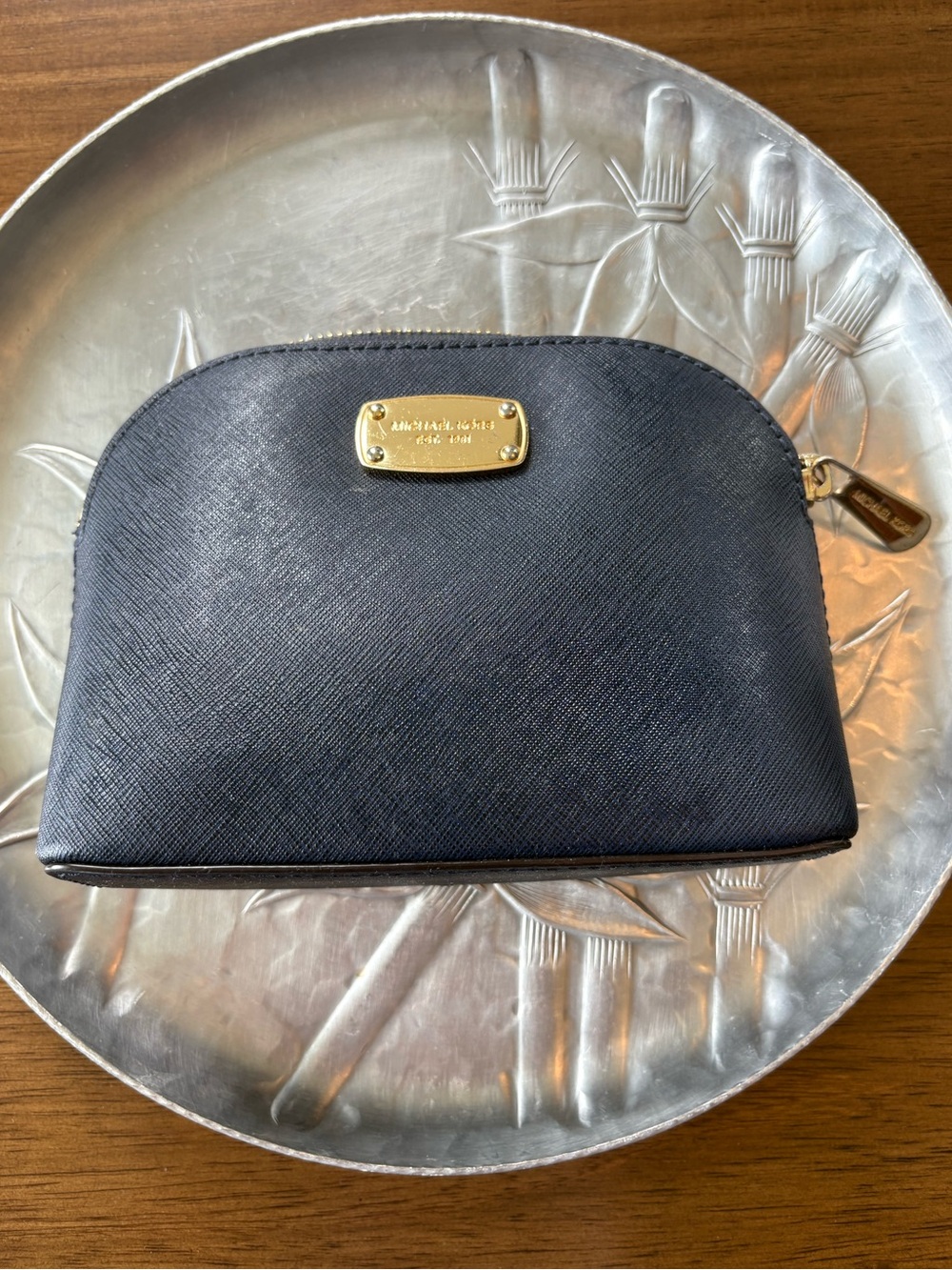 Michael Kors Travel Medium Pouch Case or Cosmetic Makeup Bag Navy Leather